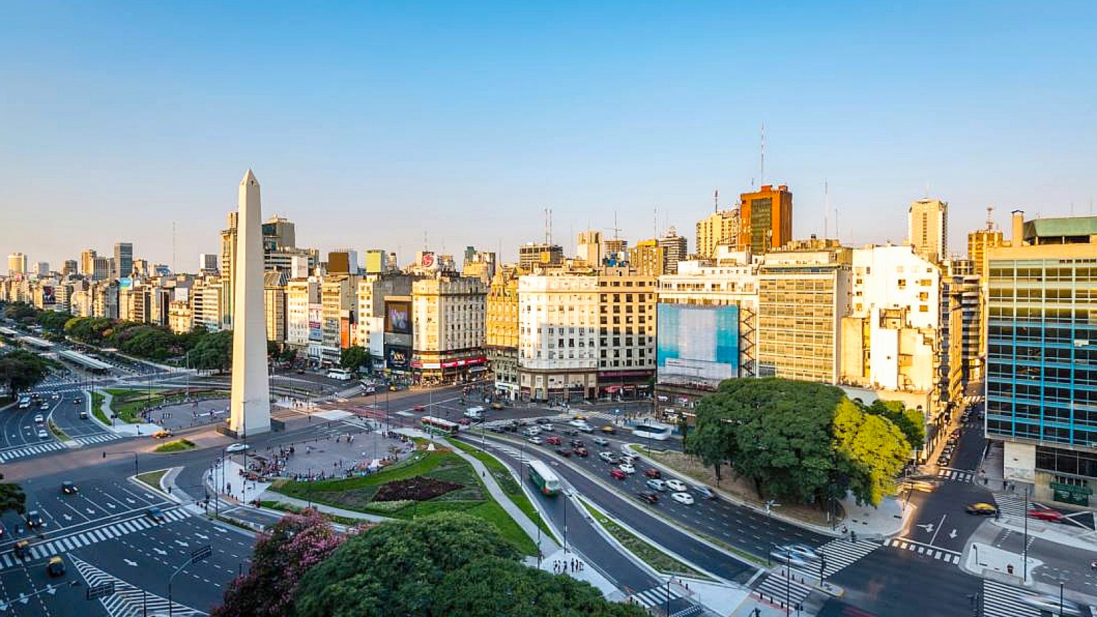 Viernes 15 de agosto en Buenos Aires: ¿feriado o día laborable?